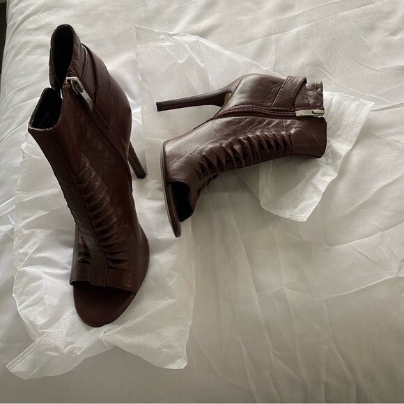 Trouve Peep Toe Leather Boot Chocolate Brown Stiletto Heel Cut Out Design Size 7 - Picture 14 of 15